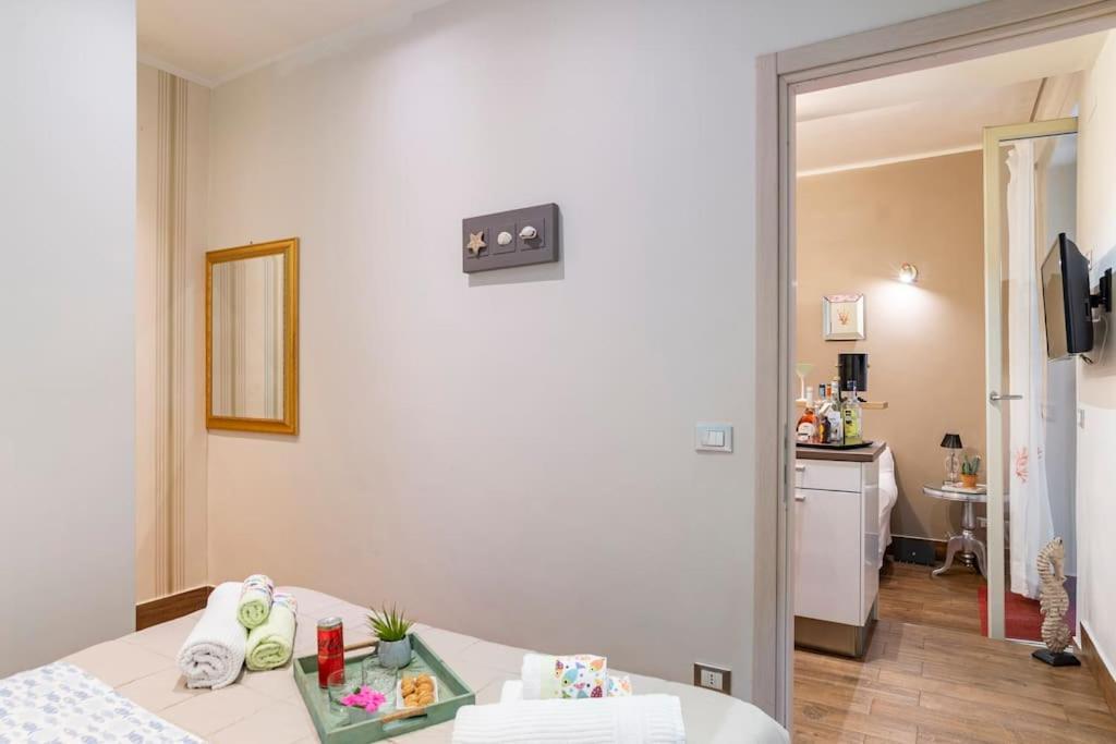 Lily'S - Near Harbor And Downtown With Terrace - Italy Flat Vacation Apartment Genova Exterior foto