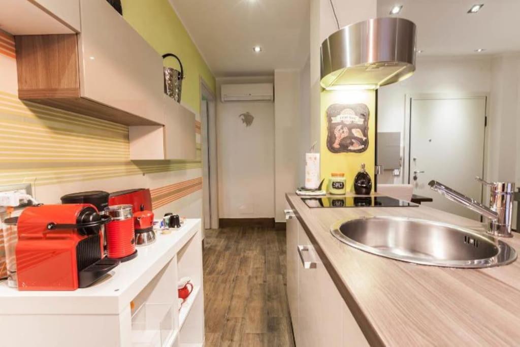 Lily'S - Near Harbor And Downtown With Terrace - Italy Flat Vacation Apartment Genova Exterior foto